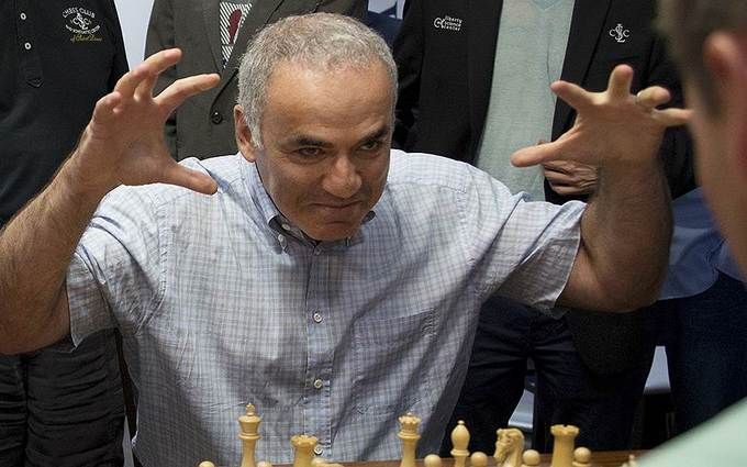 Известный шахматист вернулся в спорт через 12 лет