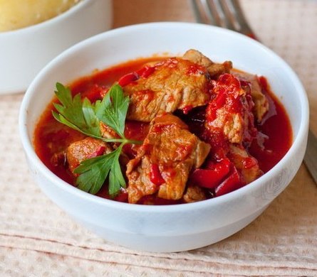 Рецепт - Свинина, тушенная с болгарским перцем