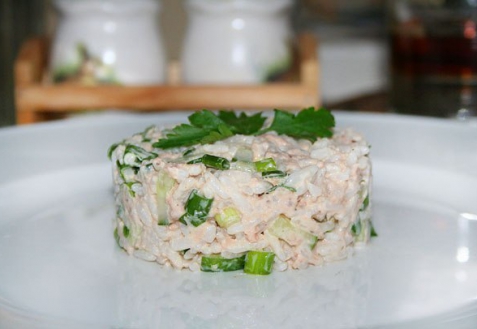 Рецепт - Салат с рисом и горбушей