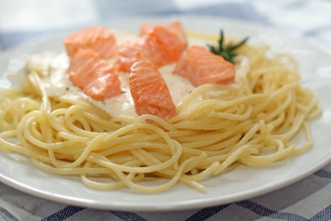Рецепт - Спагетти с лососем