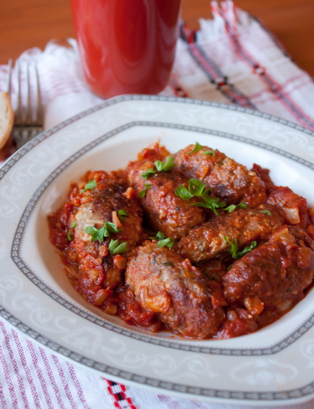 Колбаски из баранины по-гречески